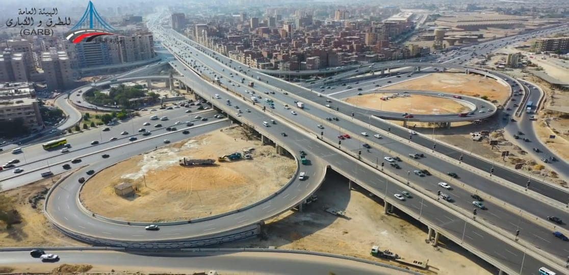 وزير النقل يتفقد تقدم أعمال مشروع تطوير للطريق الدائري حول القاهرة الكبرى